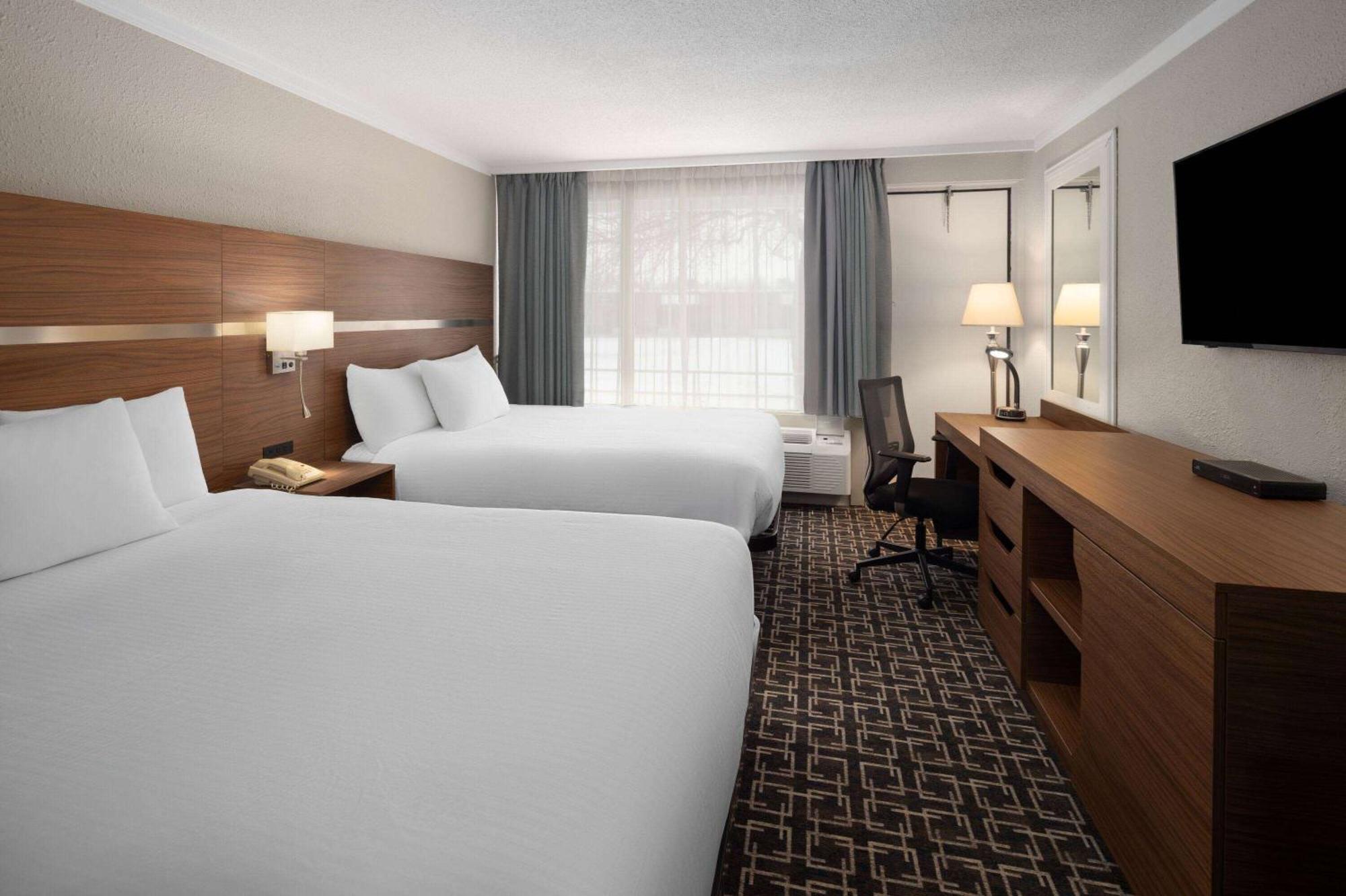 Hotel Baymont By Wyndham Edson Exterior foto